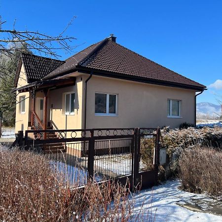 Martina House Villa เบเชนยอวา ภายนอก รูปภาพ